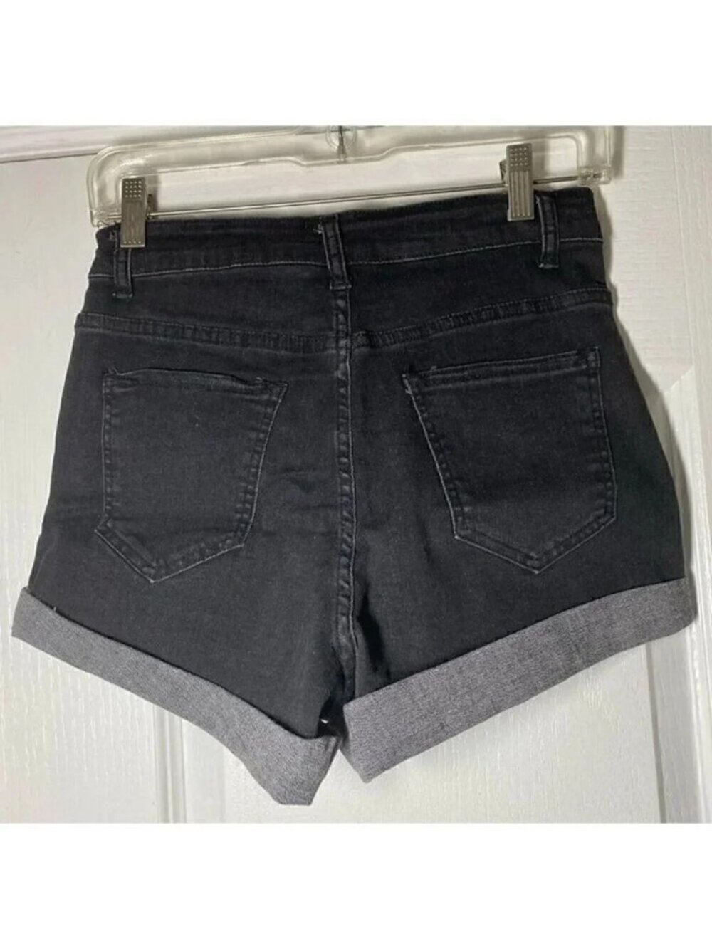 Women's Juniors Black Denim Zip Cuffed Hem Shorts - Picture 2 of 2